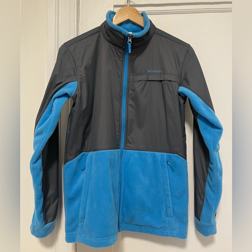 Columbia Boys Fleece Jacket. Size XL (18-20). Never worn.